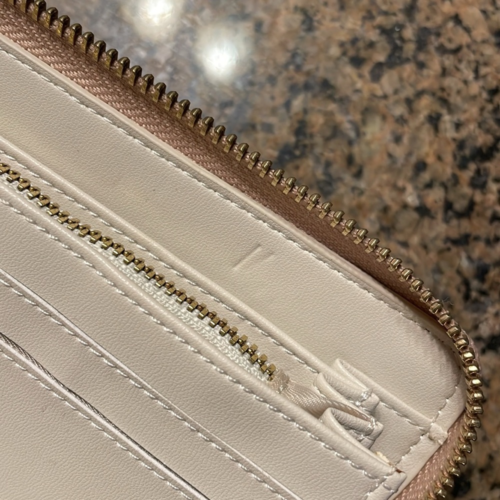 Elkie & Co. Wallet - Picture 13 of 16